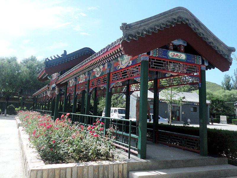 世界华侨陵园长廊