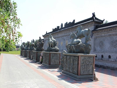 思亲园陵园生态墓区价格及环境介绍