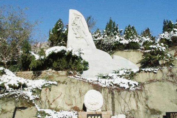 万佛华侨陵园价格政策及审批资质解析