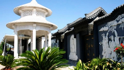 潮白陵园亭子