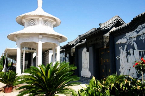 北京潮白陵园交通指南：班车路线与静谧环境