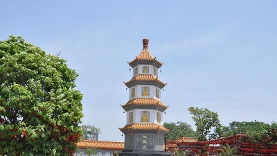 静安墓园佛塔