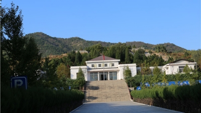 宝云岭公墓