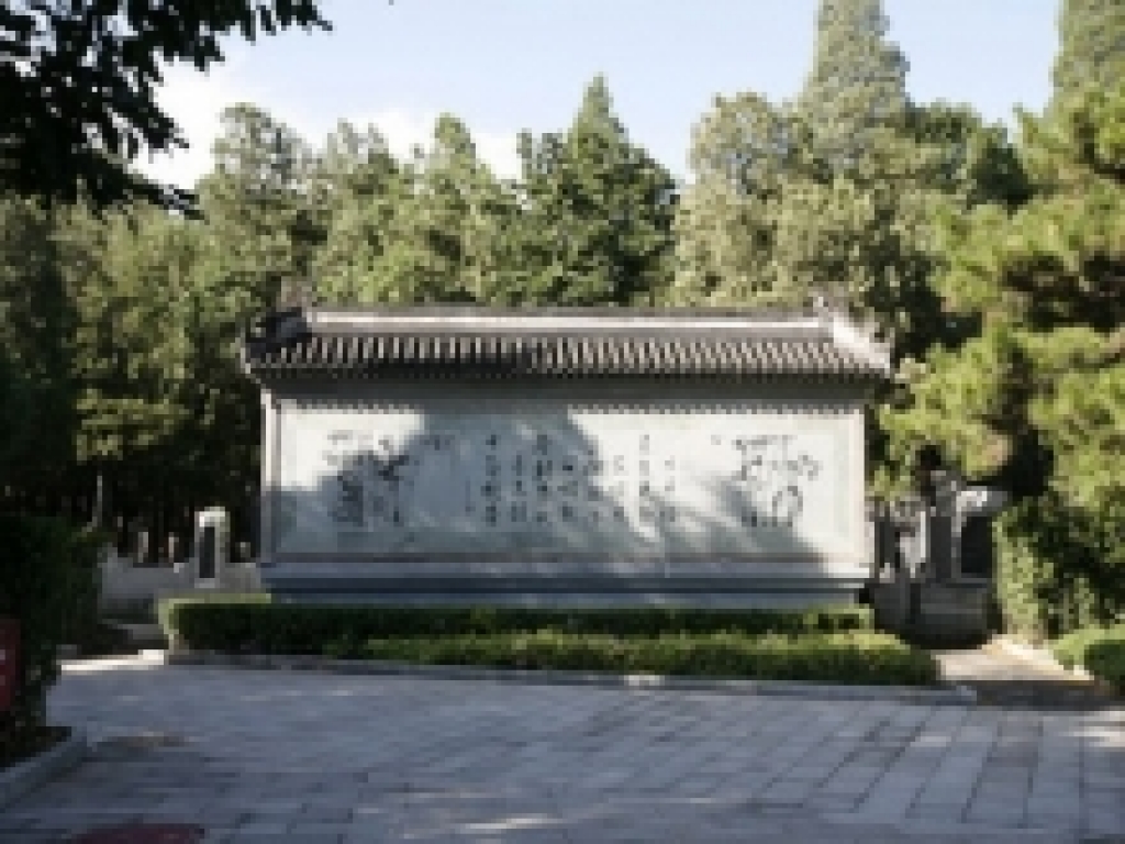 万安公墓景色