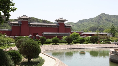 凤凰山大门