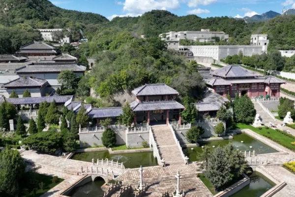 长城华人怀思堂陵园资质与购墓指南