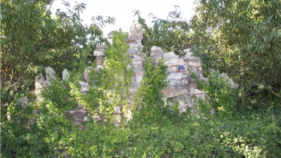 惠灵山陵园假山