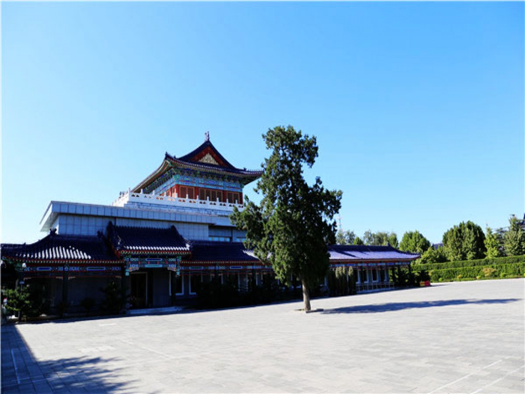 八宝山陵园业务厅