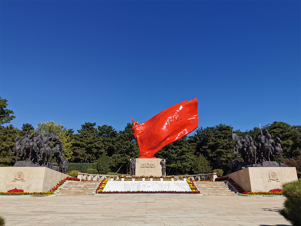 八宝山革命公墓景观雕塑